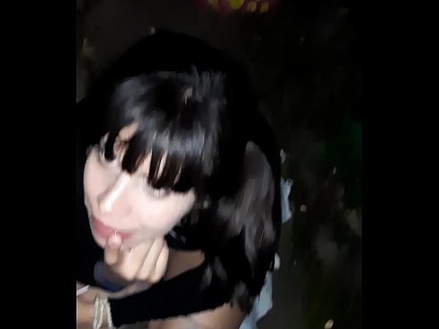 ❤️ Sokakta şeker karşılığında şişmiş penis Porno tr.tusar.top ❤